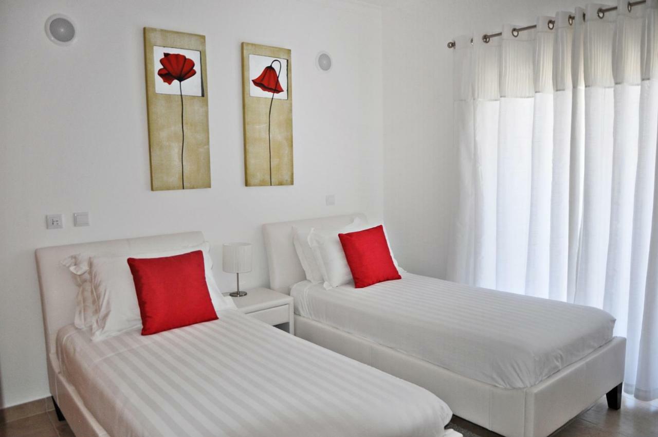 Lagos Stunning Apartments Esterno foto